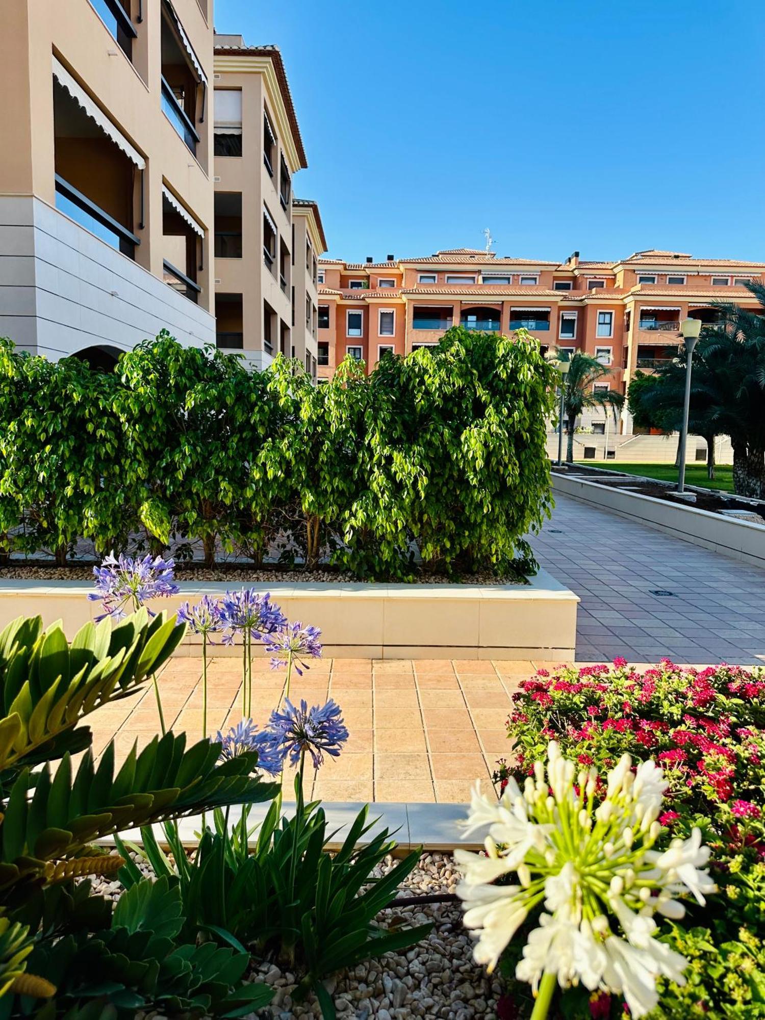 Jardines De 24 Appartement